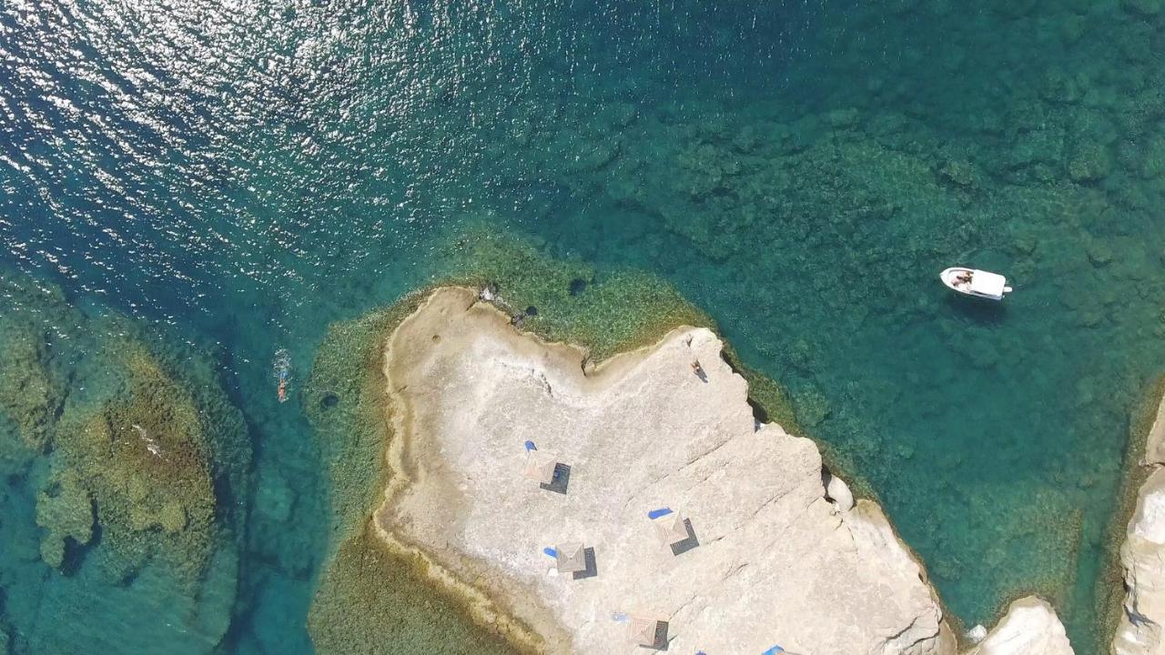 Villa Neptune Livathos  외부 사진