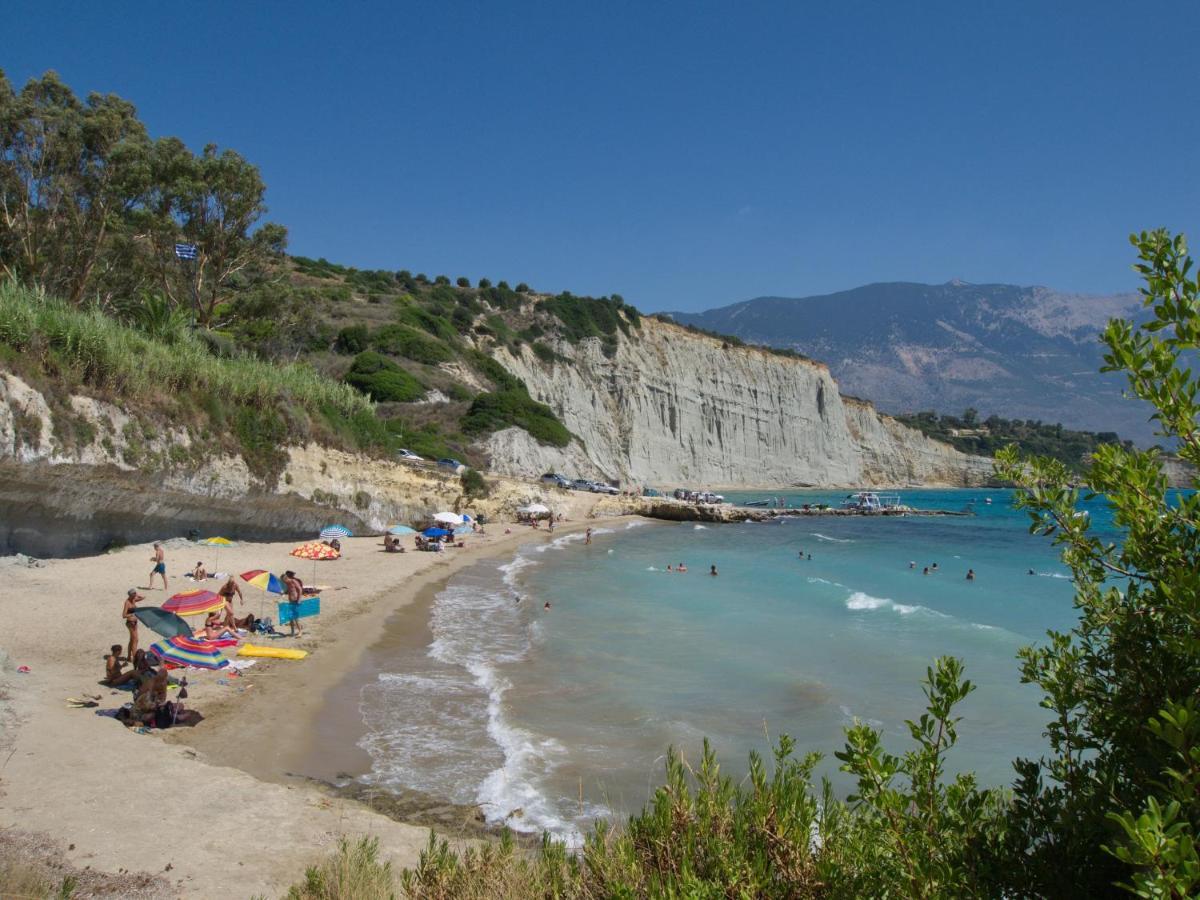Villa Neptune Livathos  외부 사진