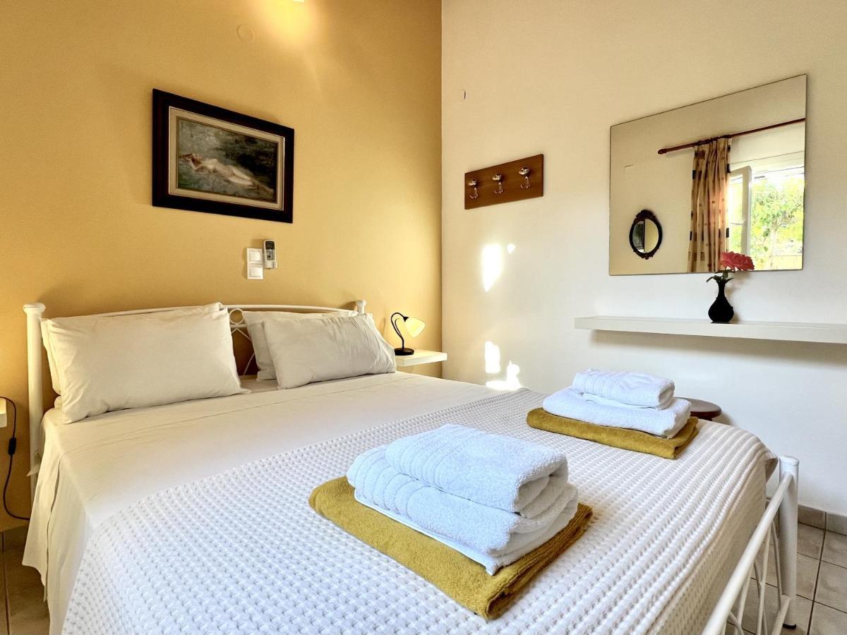 Villa Neptune Livathos  외부 사진
