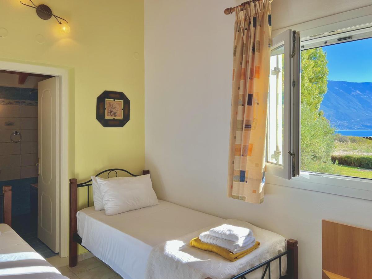 Villa Neptune Livathos  외부 사진