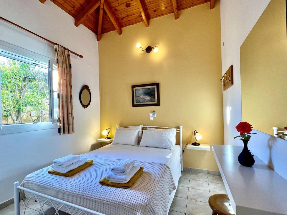 Villa Neptune Livathos  외부 사진