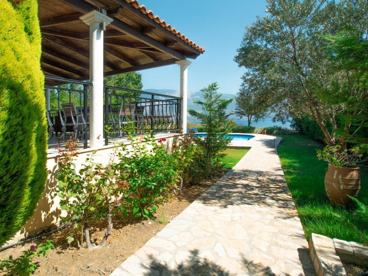 Villa Neptune Livathos  외부 사진