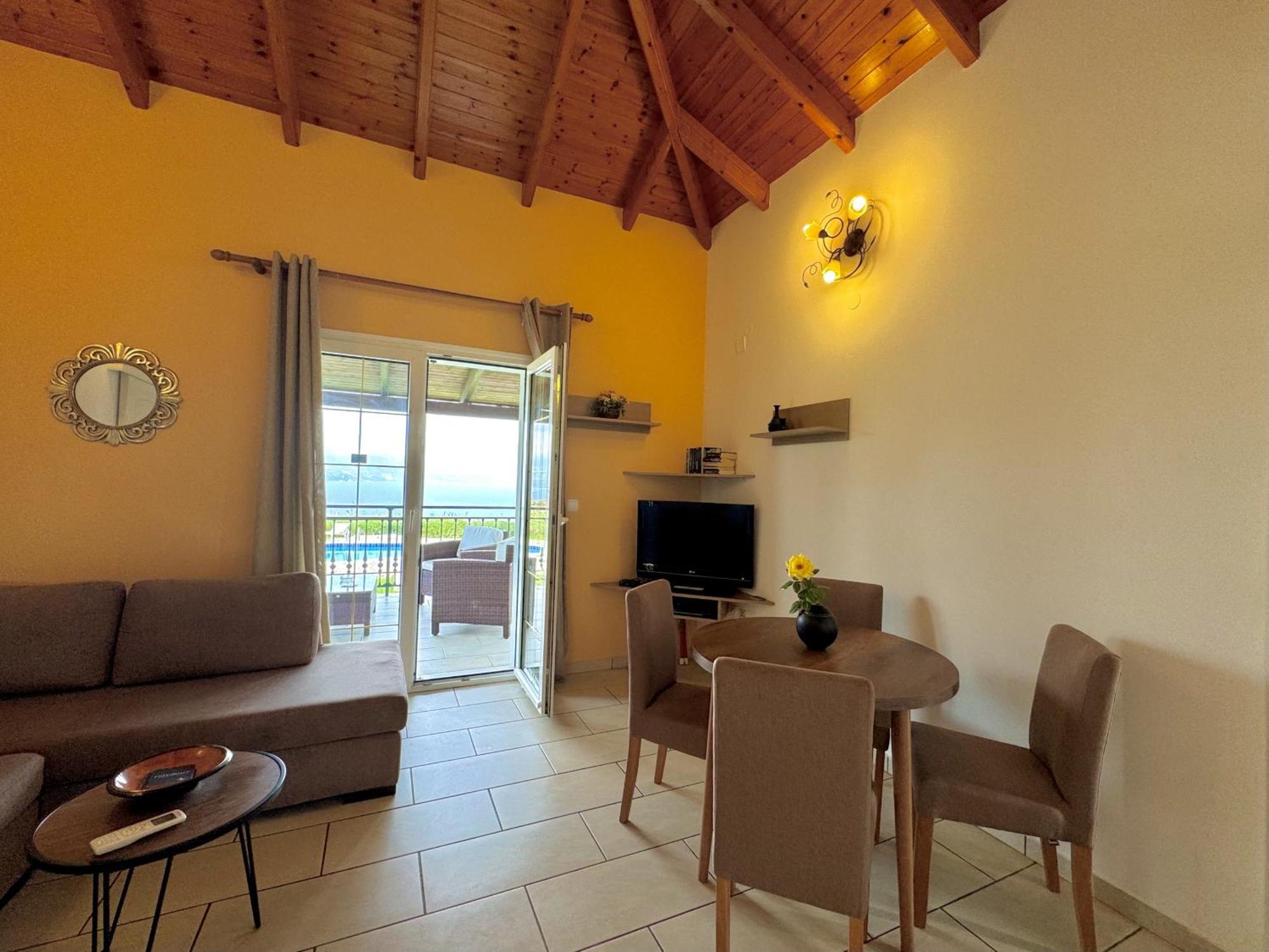 Villa Neptune Livathos  외부 사진